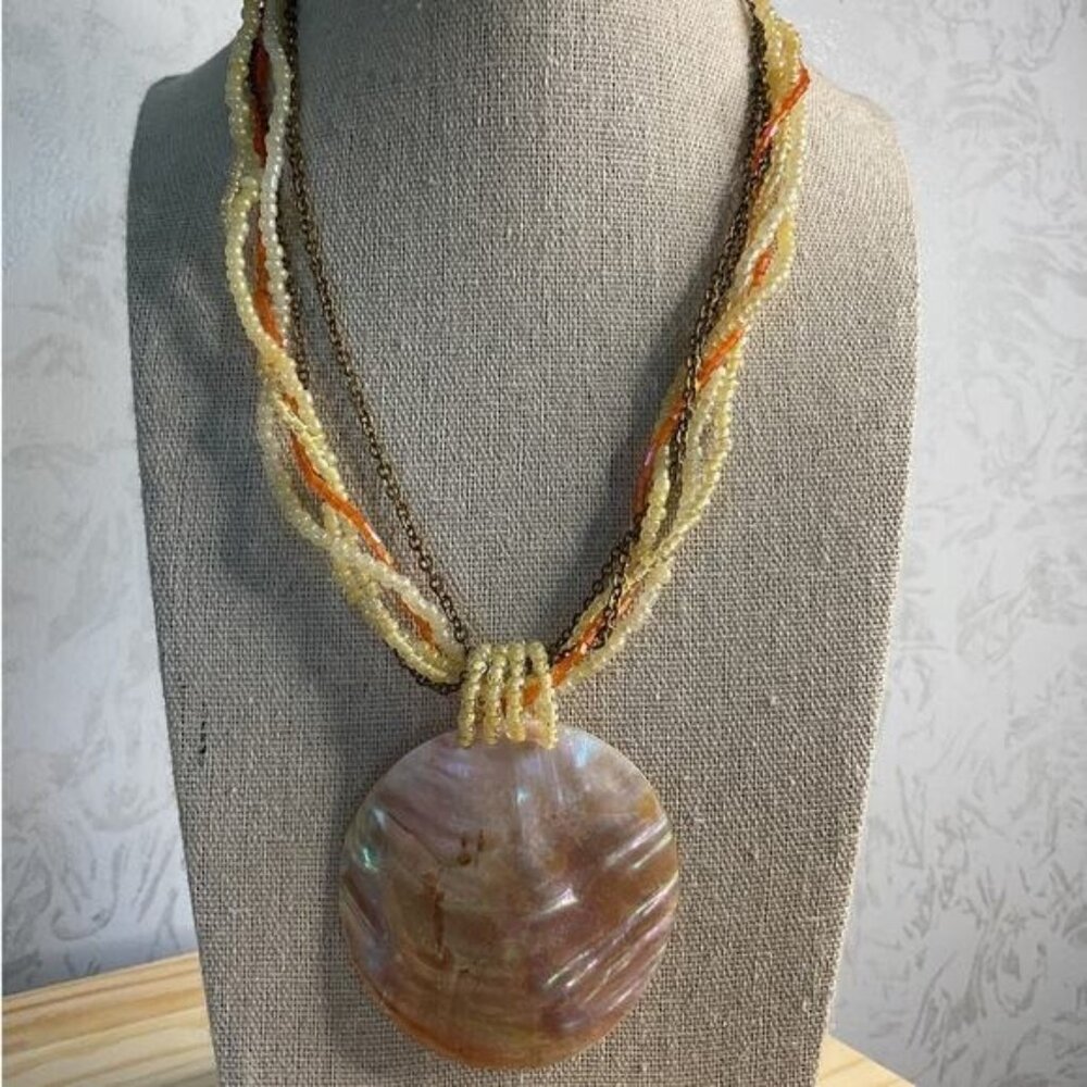 Cream Orange Sea Bead Chain Mother of Pearl Shell Pendant Necklace